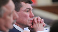 Топилин: регионам придется отказаться от иностранцев при безработице