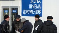 Замглавы ФМС: патент мигрантам на работу в РФ можно продлить на год