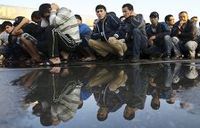 Кризис доверия существует в России не только по отношению к мигрантам