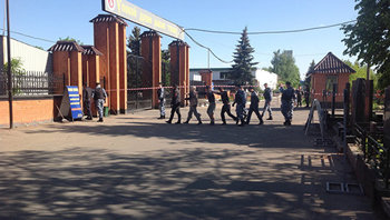 В ходе драки на Хованском кладбище три человека погибли, двадцать пять пострадали