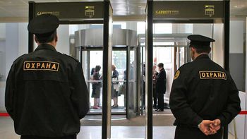В тесноте и обиде