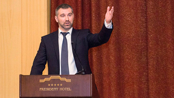 Амнистия вместо депортации