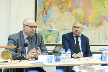 «Столетия вместе»