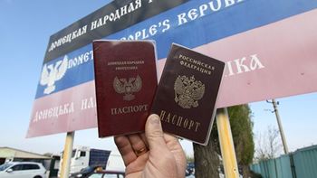 Жители Донбасса ждут российские паспорта