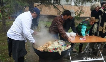 Не только для своих