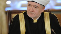 Муфтий Гайнутдин призвал мигрантов уважать законы России